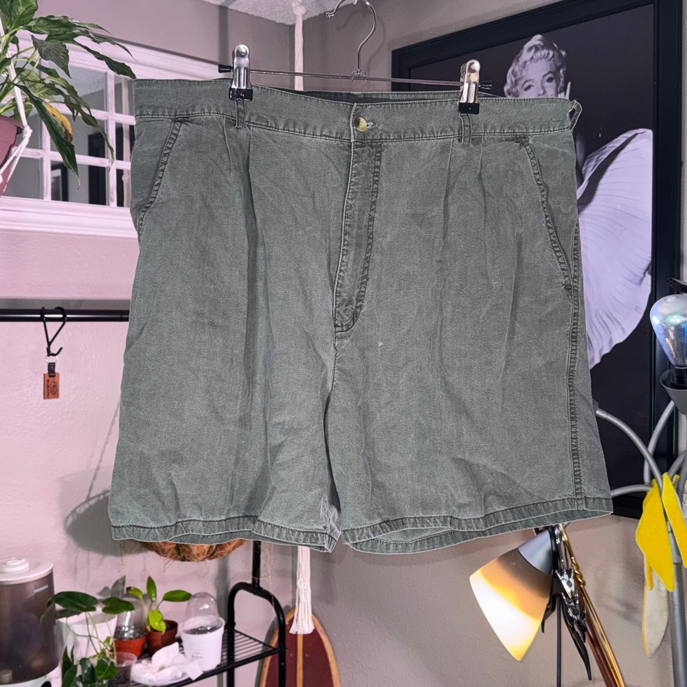 Woolrich Pleated Chino Shorts‎ Mens 36 Olive Green Excellent Rugged Outdoor